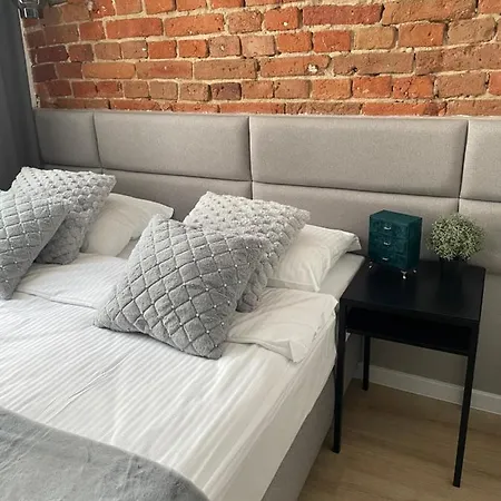 Kamienica łódzka 3* Łódź