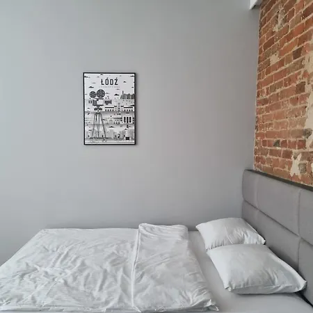 Aparthotel Kamienica Lodzka *