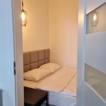 Апарт-отель Boogie Kamienica Lodzka 3*