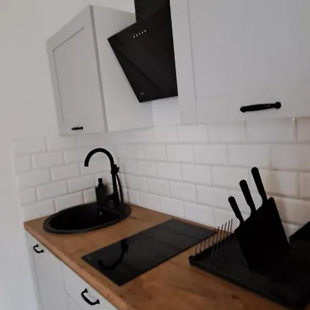 Kamienica łódzka 3*