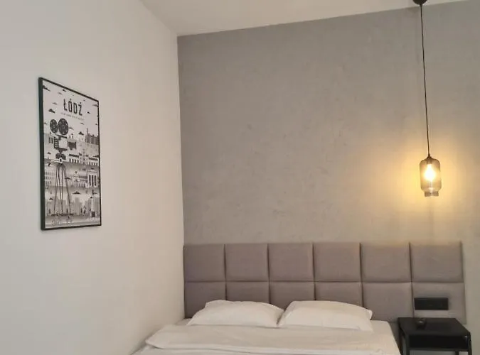 Lägenhetshotell Boogie Kamienica Lodzka